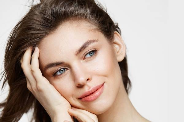 Facial Pose | Thomas E. Young M.D. Young Medical Spa | hydrafacial md elite | Center Valley, Lansdale, Forty Fort, Bala CYNWYD, PA